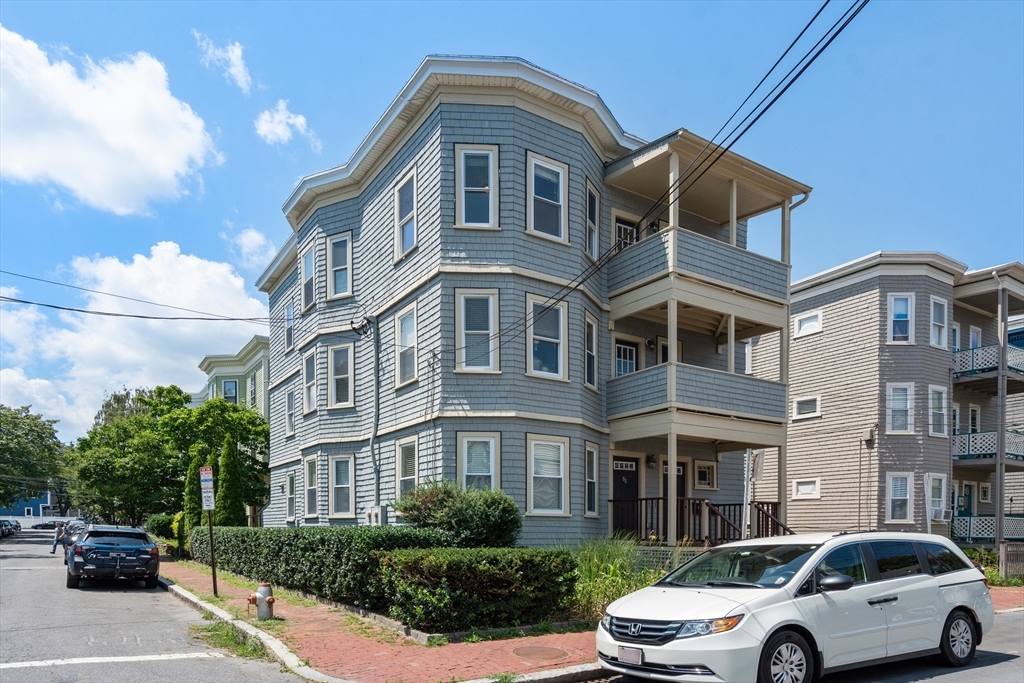 Property Photo:  88-90 Allston Street 90B  MA 02139 