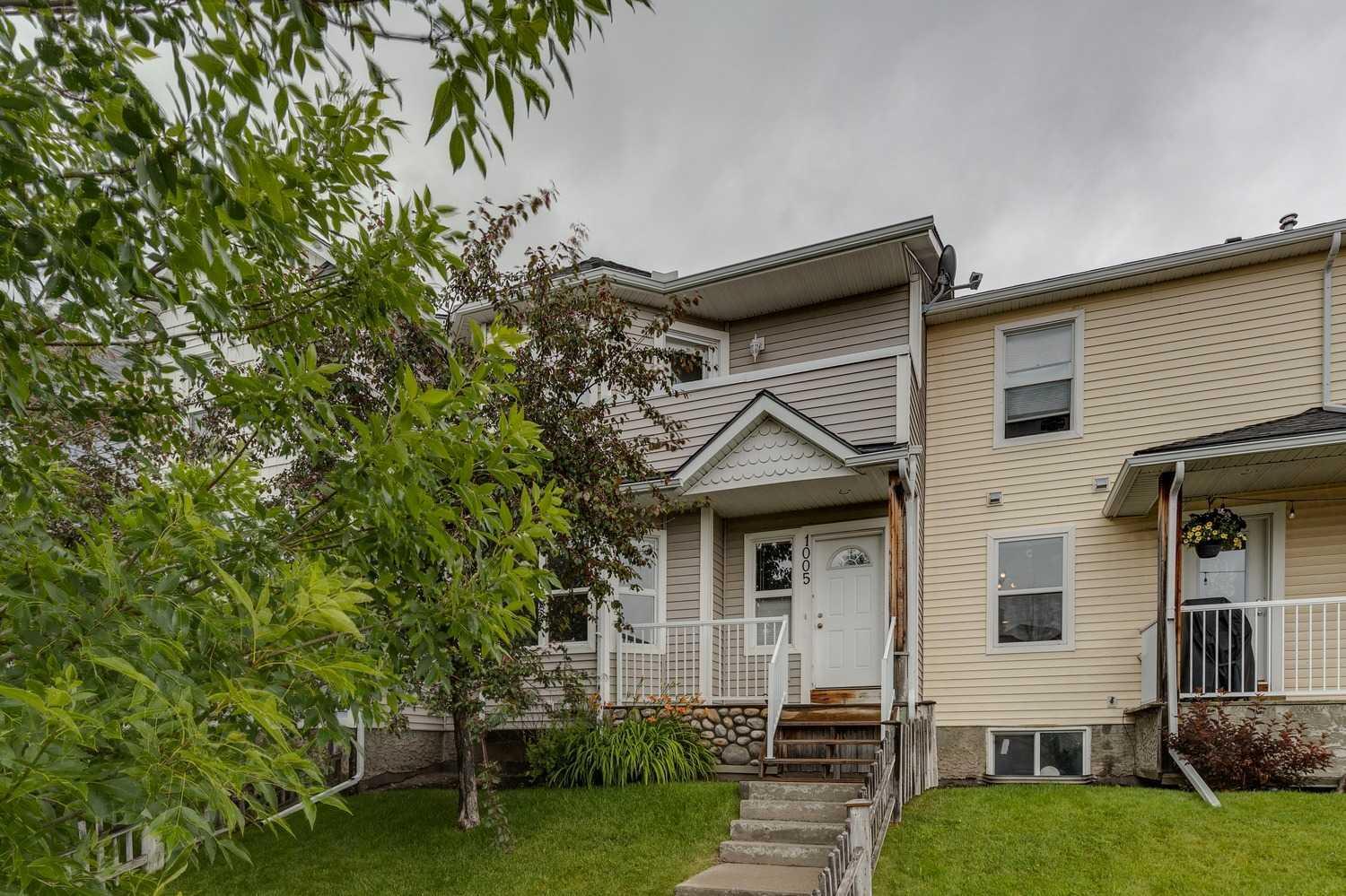 Property Photo: 1005 Prairie Sound Circle NW AB T1V 2A5