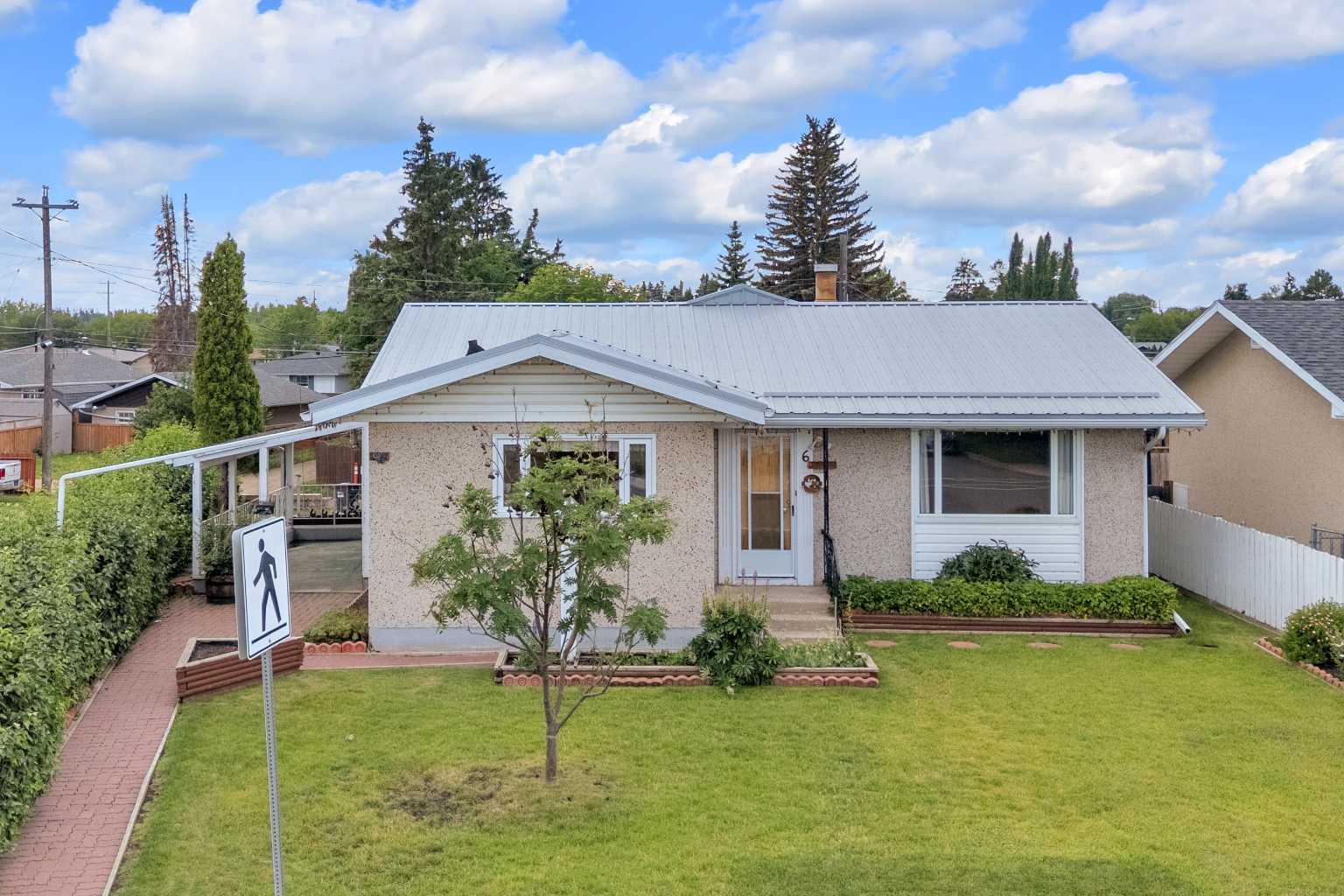 6 Fir Street  Red Deer AB T4N 4Y2 photo