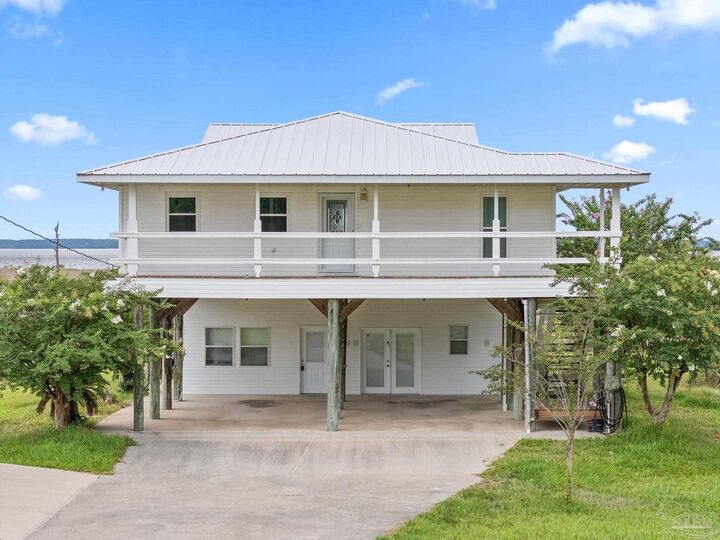 Property Photo:  1357 Pearson Rd  FL 32583 