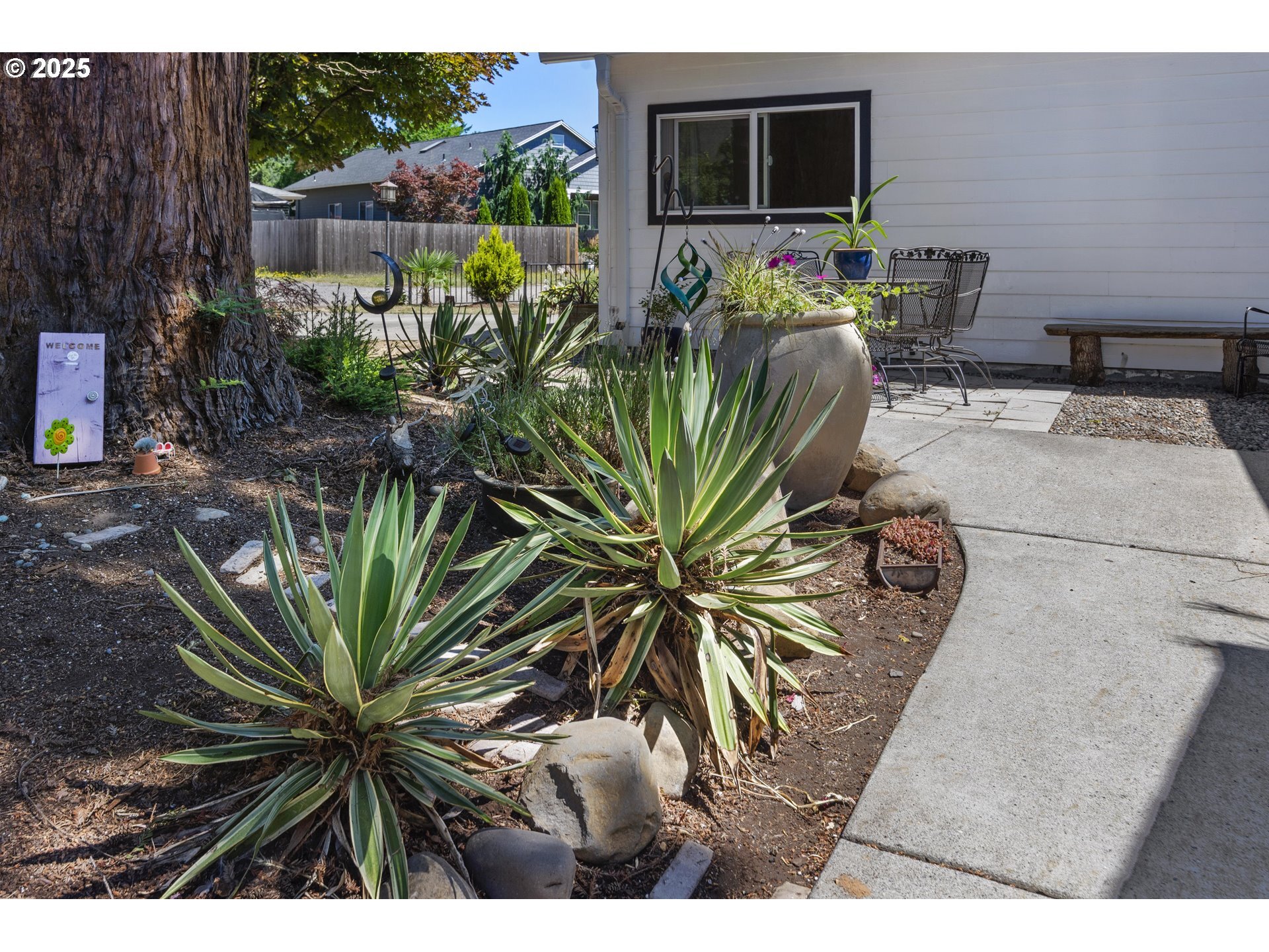 Property Photo: 2810 G Dr WA 98671