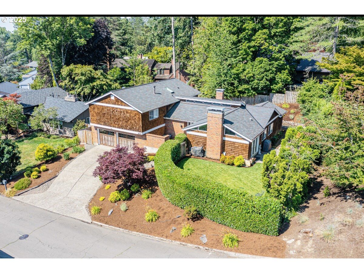 Property Photo:  4041 SW 55th Dr  OR 97221 