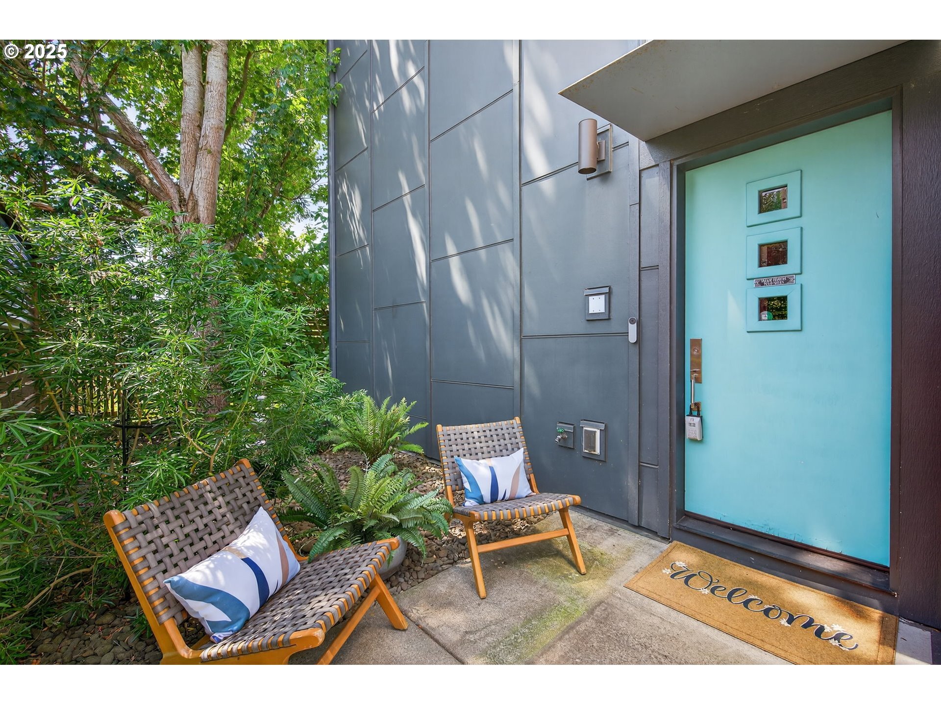 Property Photo: 520 NE Sacramento St OR 97212