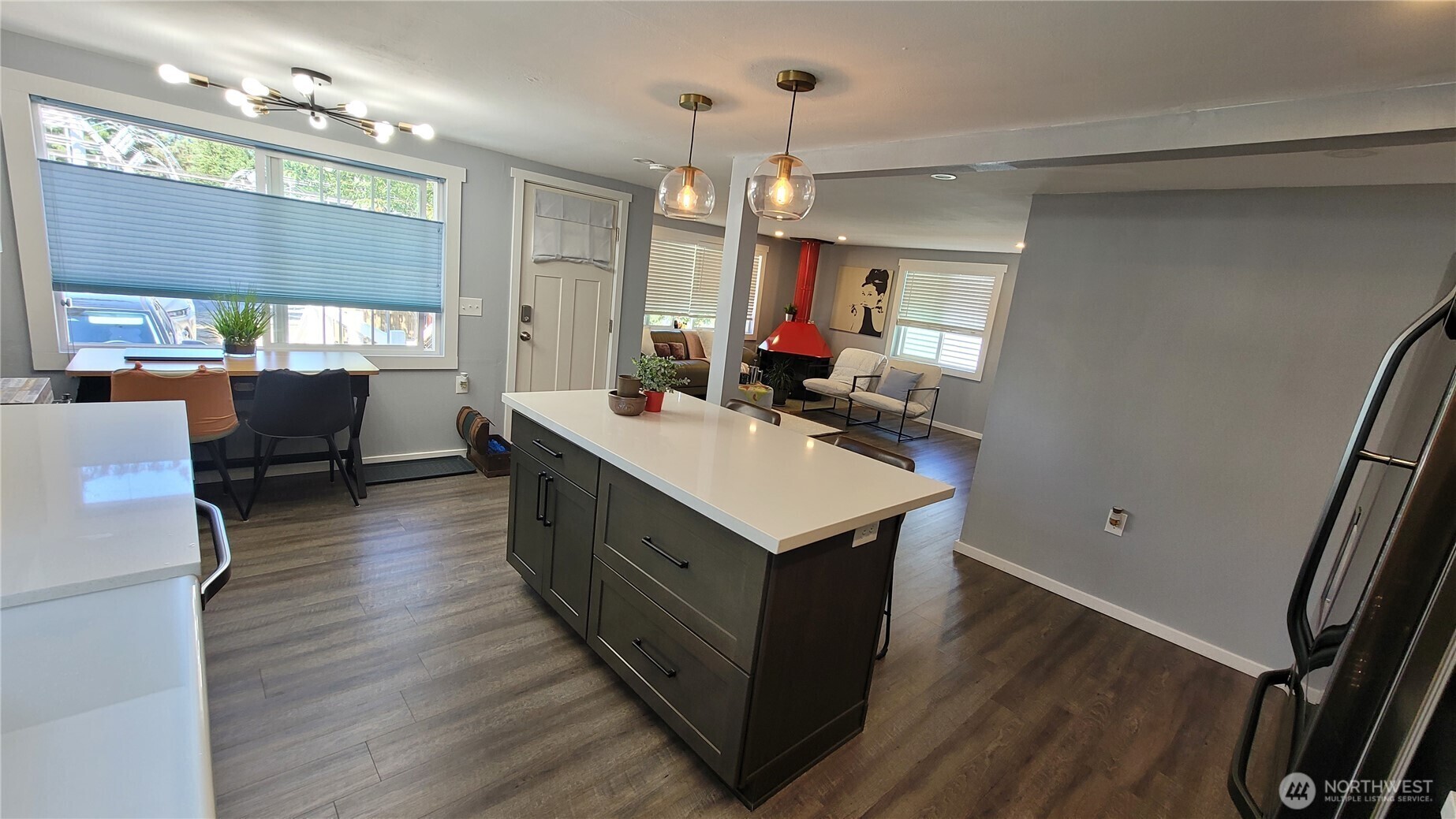 Property Photo: 10532 Fremont Avenue N WA 98133