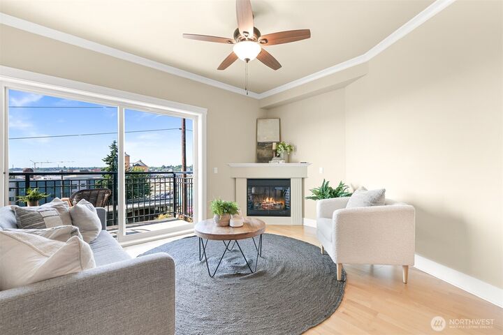 Property Photo: 1015 Railroad Avenue 210 WA 98225