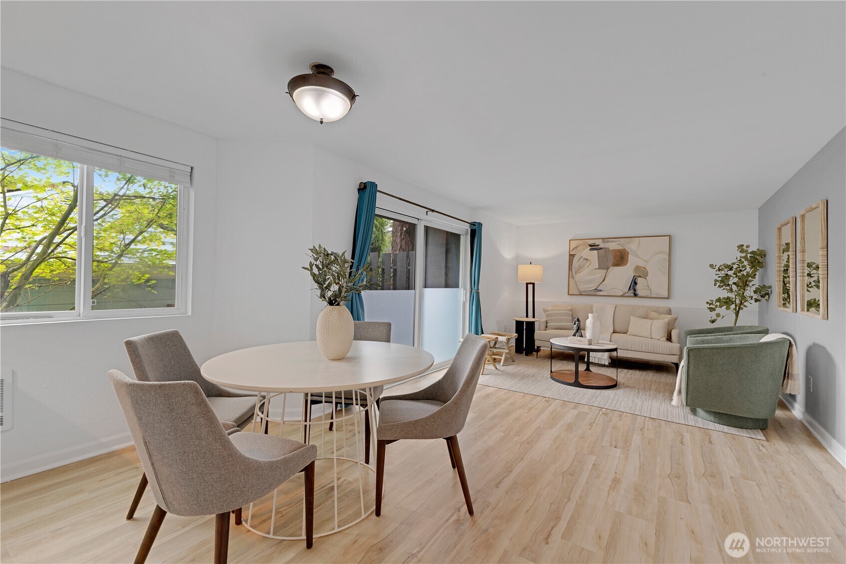 3053  14th Avenue W 102  Seattle WA 98119 photo