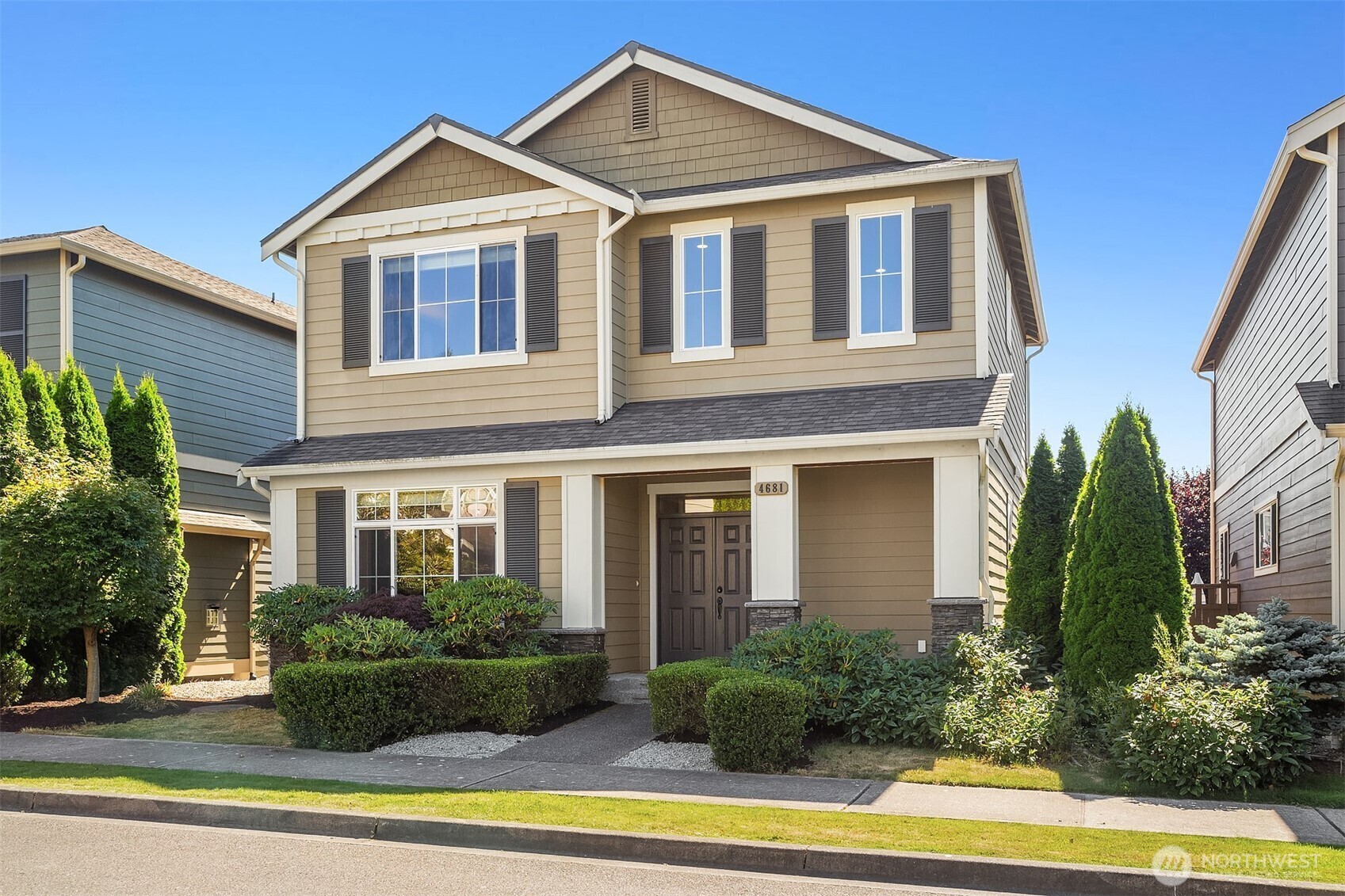 Property Photo: 4681 Arbors Circle WA 98275