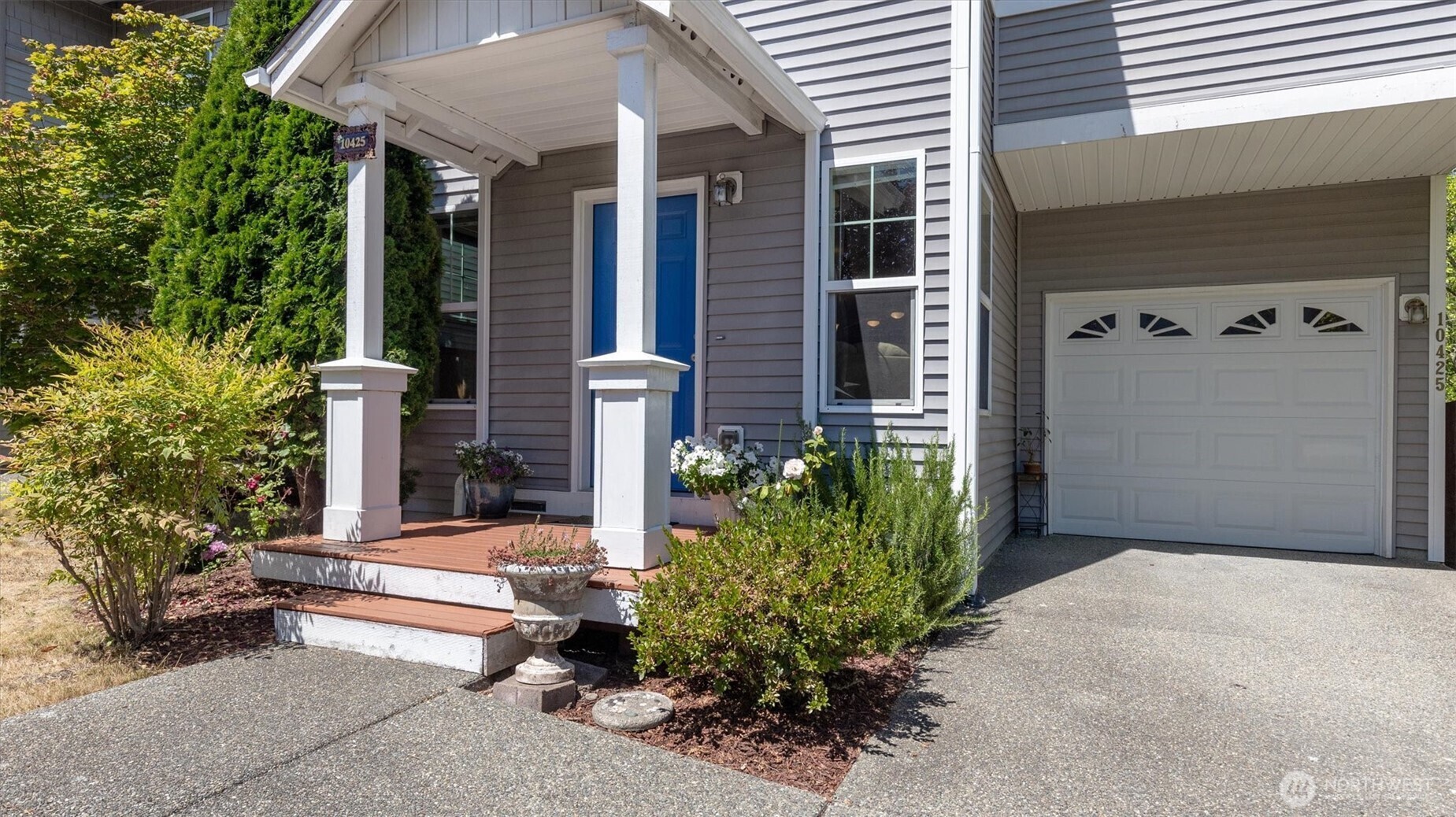 Property Photo: 10425 24th Street SE WA 98258
