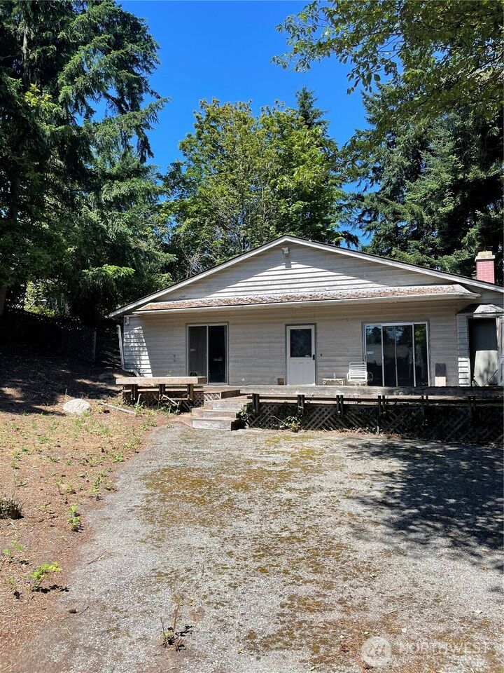 Property Photo: 12318 4th Avenue S WA 98168