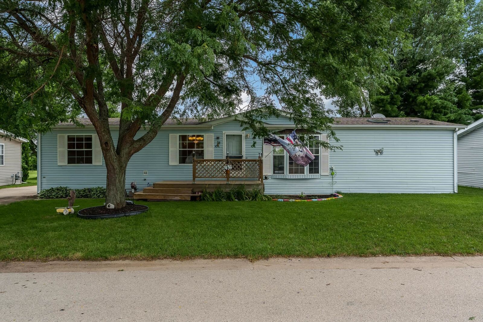 Property Photo: 5456 White Pine Lane IL 61073