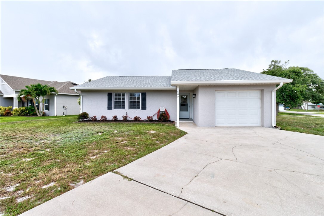 Property Photo:  607 Balboa Street  FL 32958 