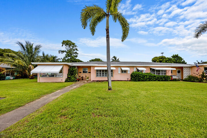 Property Photo: 355 Main Boulevard B FL 33435