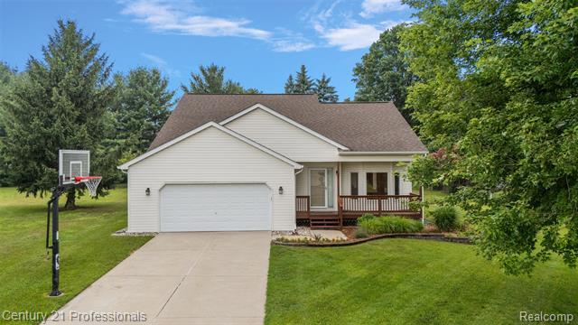 1321 Clear Lake Court  Oxford Twp MI 48371 photo