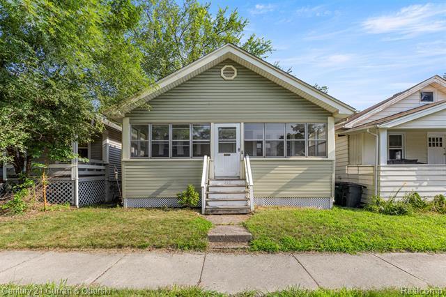 Property Photo: 353 E Cambourne Street MI 48220