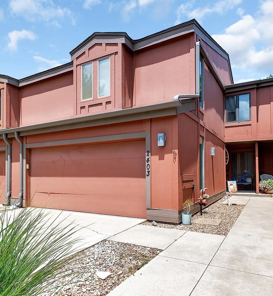 Property Photo: 1441 N Rock Rd #2403 KS 67206-1248