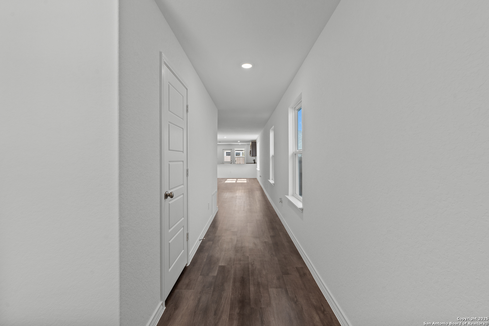 Property Photo:  914 Bluegrass Point  TX 78130 
