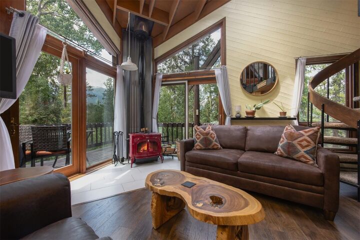 Property Photo: 163 Lone Hand Way CO 80424