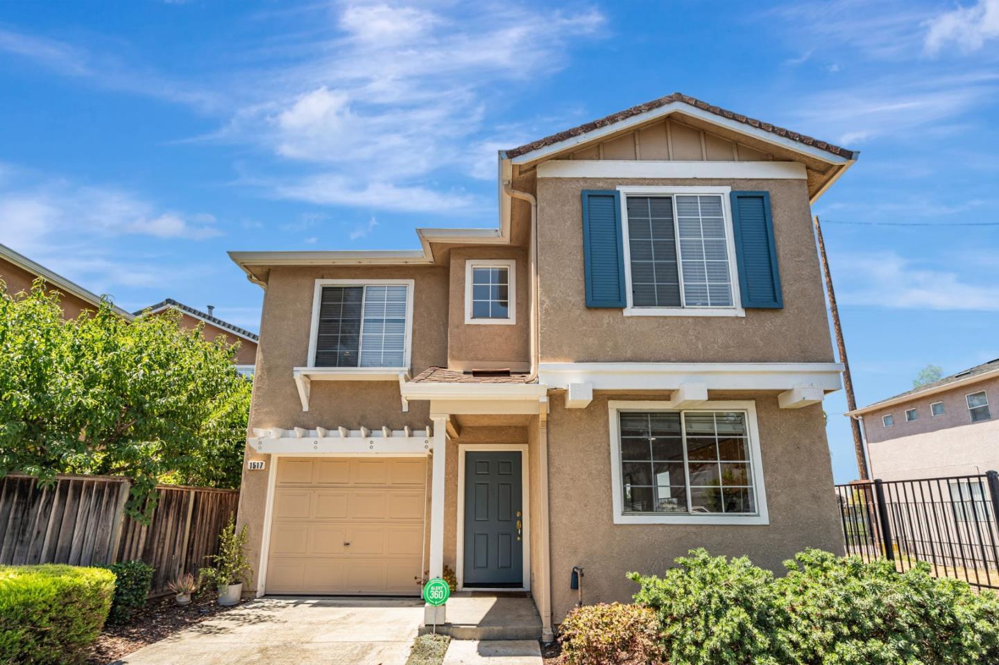 Property Photo: 1517 Hermocilla Way CA 95116