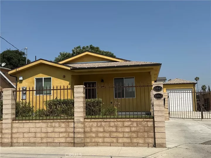 10845 Vinedale Street  Sun Valley CA 91352 photo