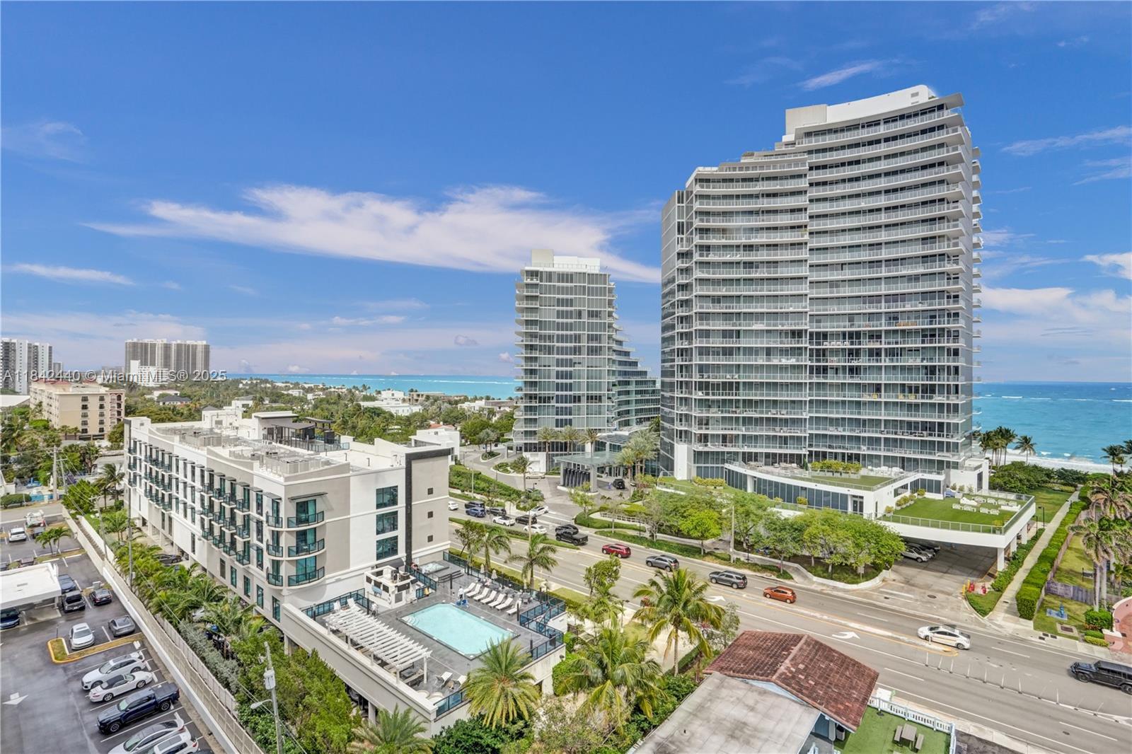 Property Photo:  2200 NE 33rd Ave 11H  FL 33305 