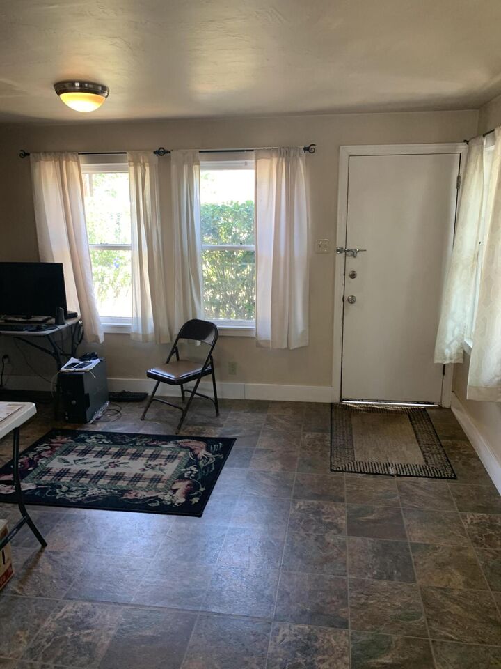 Property Photo: 751 Leland Court CA 96001