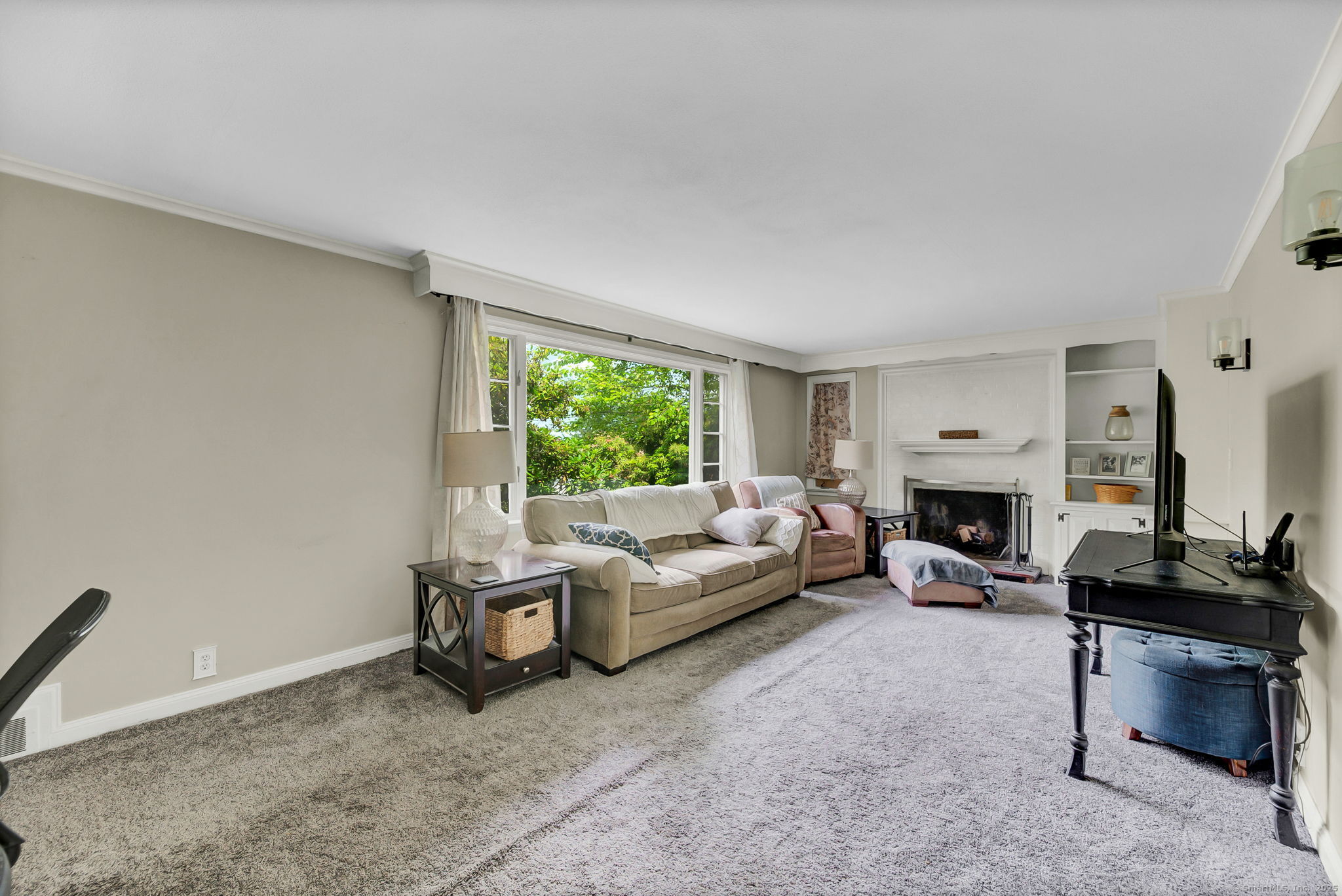 Property Photo: 20 Gracewell Road CT 06109