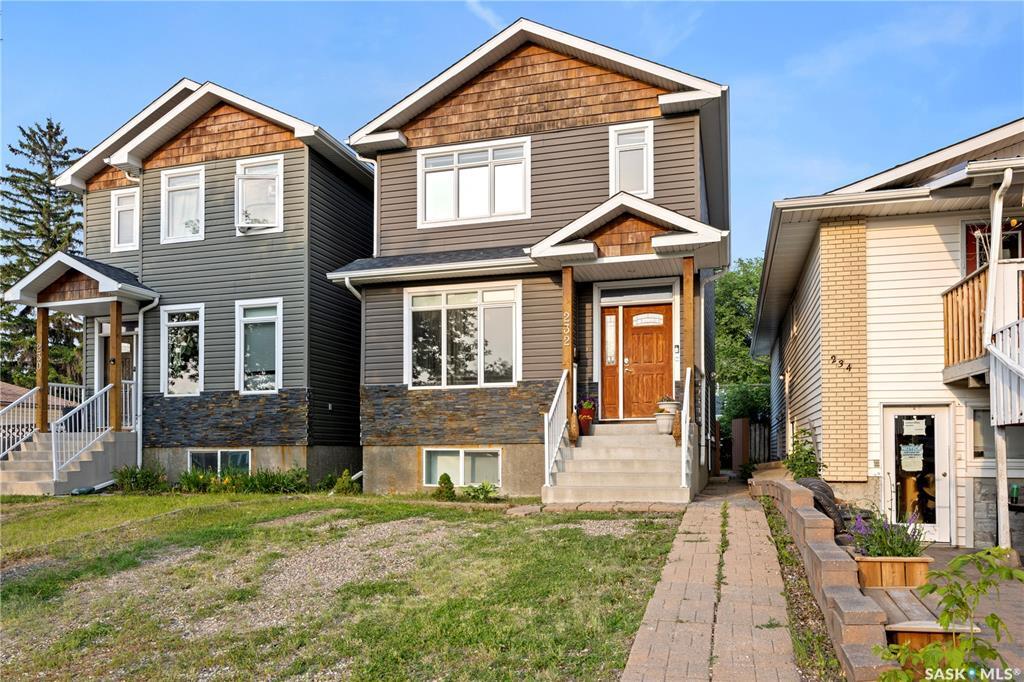 232 Montreal Avenue S  Saskatoon SK S7M 3K8 photo