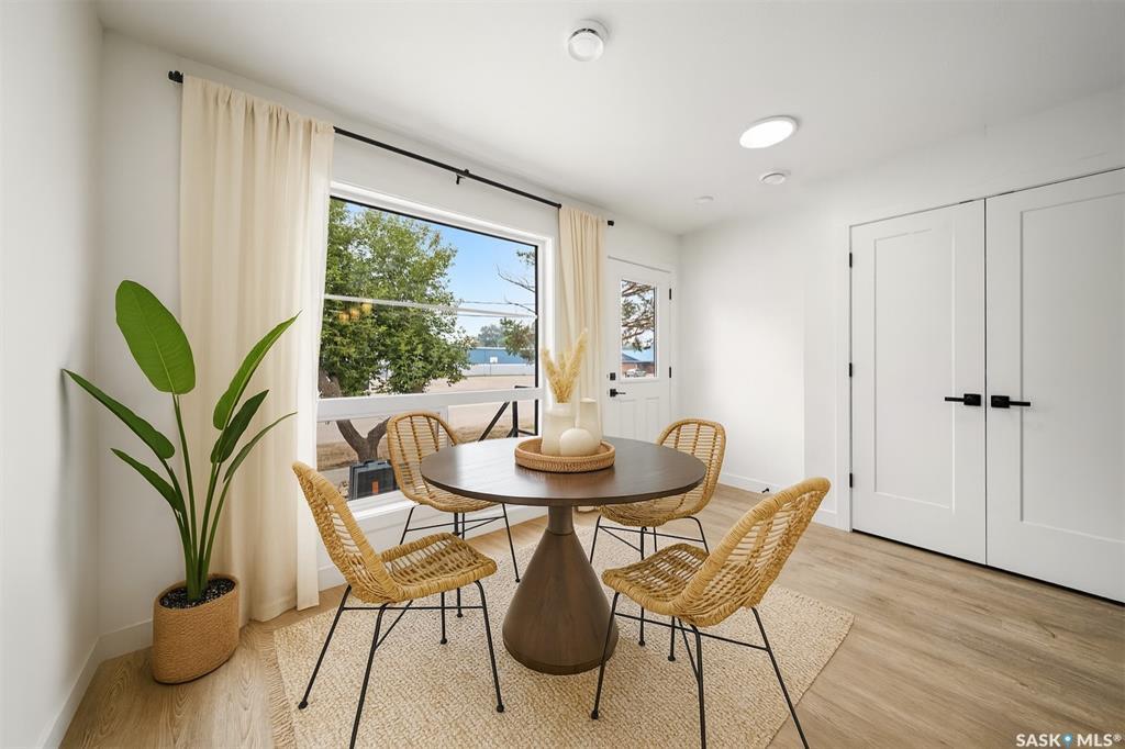 Property Photo: 75 3rd Avenue 3 A/B SK S0G 3C0