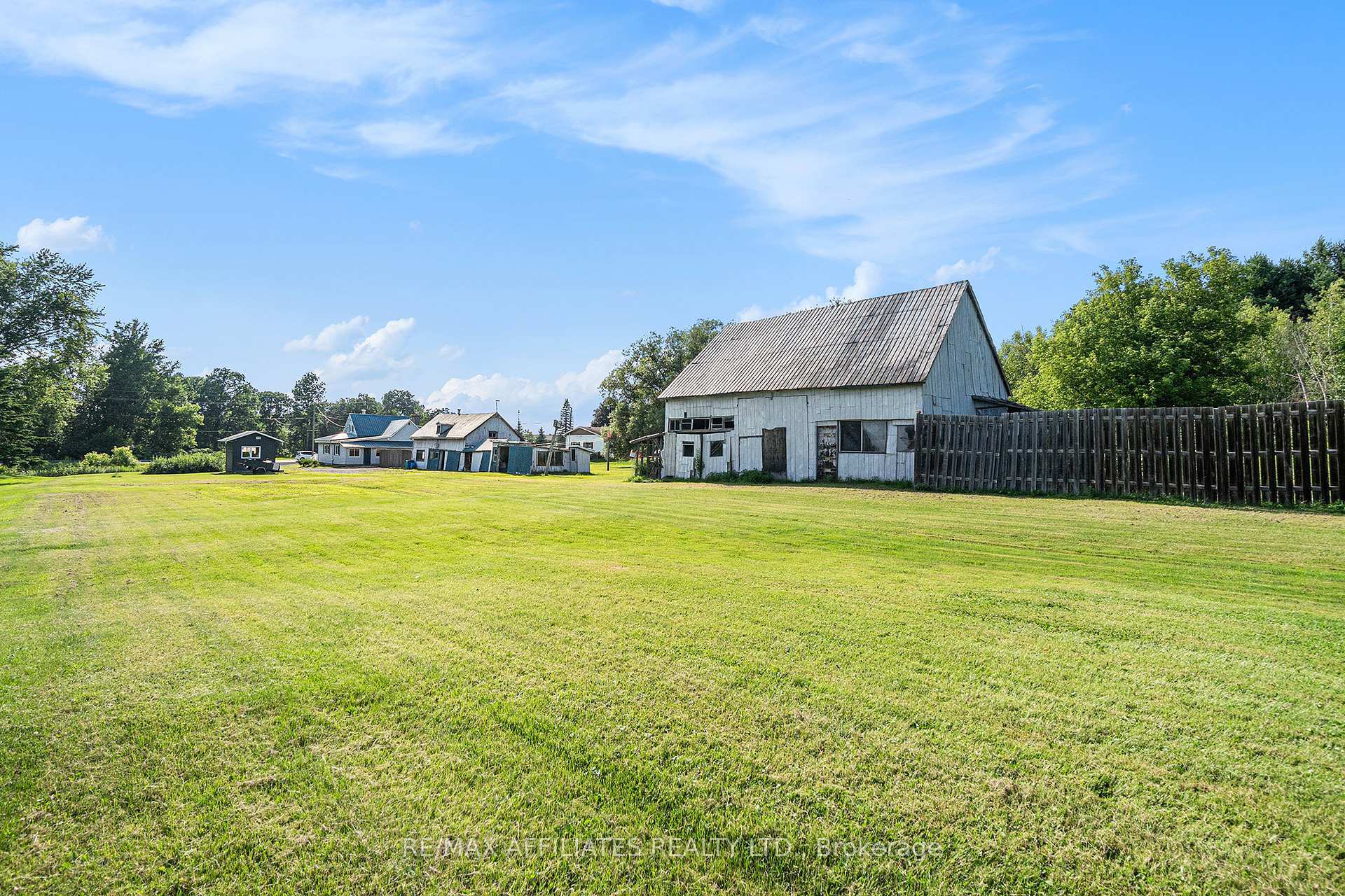 Property Photo:  3971 Champlain Street  ON K0A 1E0 