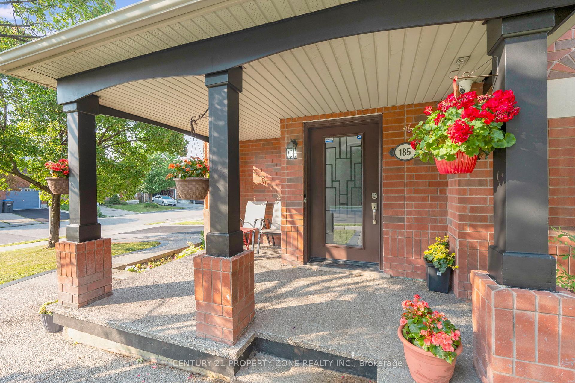 Photo de la propriété:  185 Brisdale Drive  ON L7A 2T2 