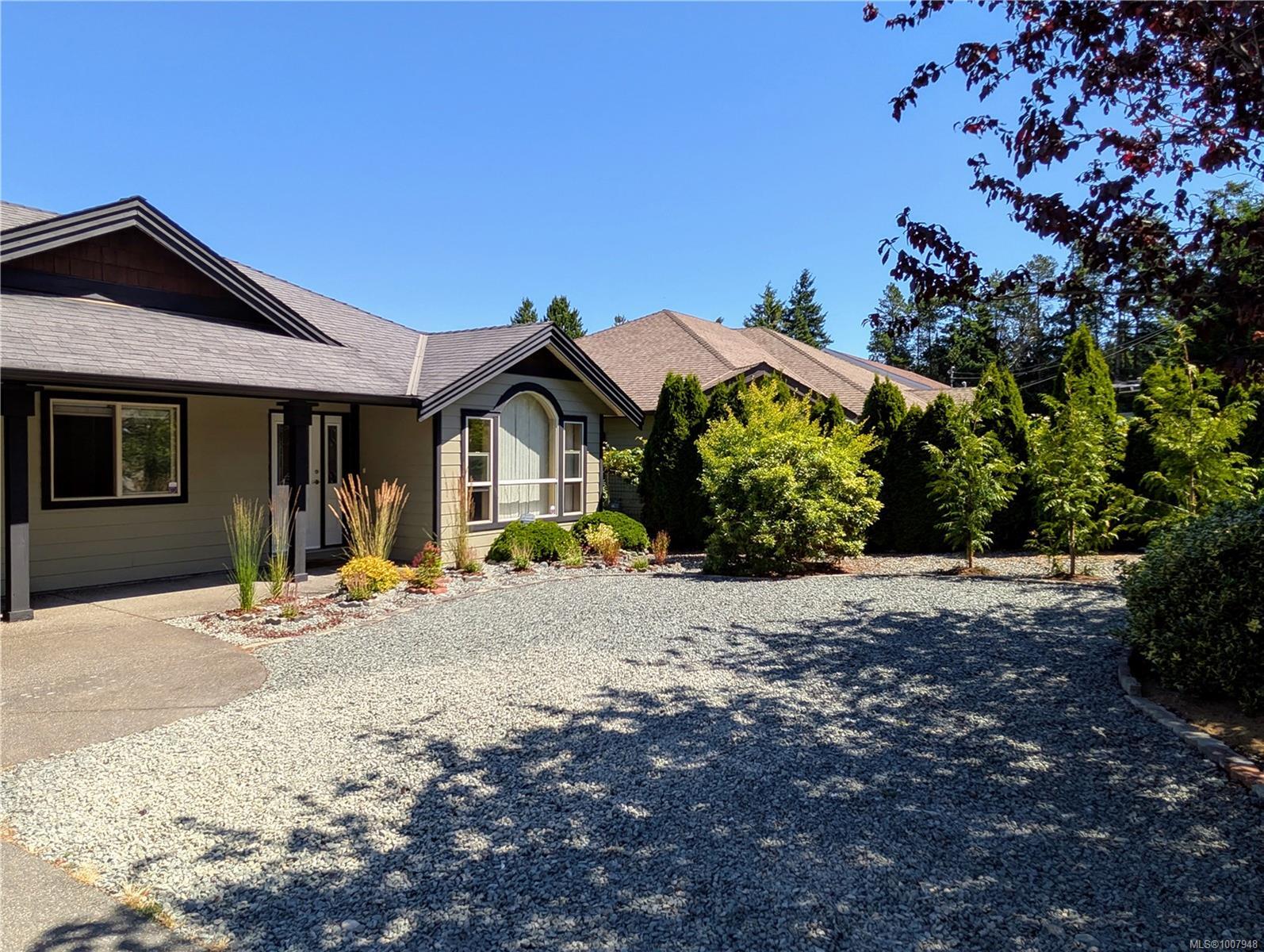 Property Photo: 6638 Dover Rd BC V9V 1A6