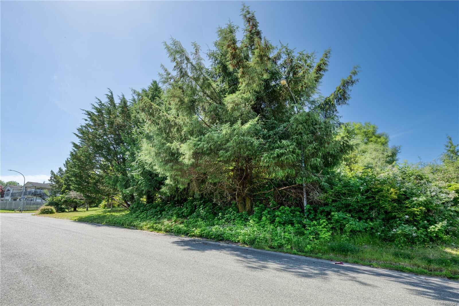 Property Photo:  5275 Fanshawe St  BC V0N 2P0 