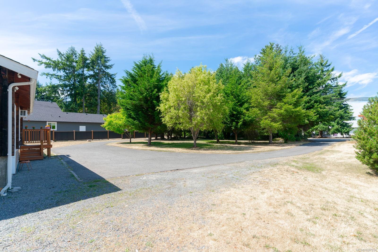 Photo de la propriété:  7425 Lantzville Rd  BC V0R 2H0 