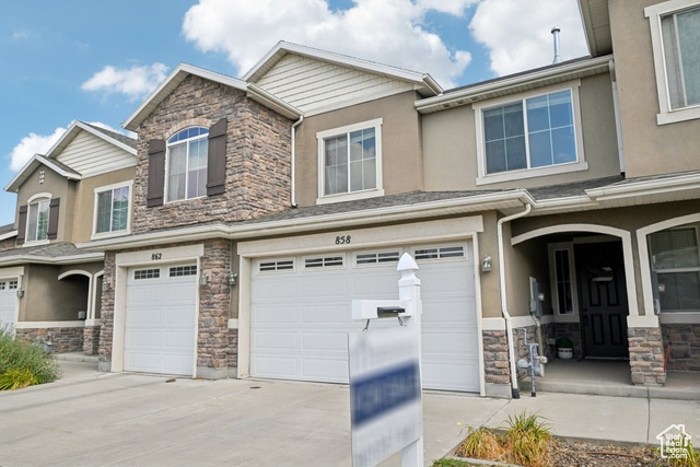 Property Photo: 858 W Halstead Dr N UT 84054