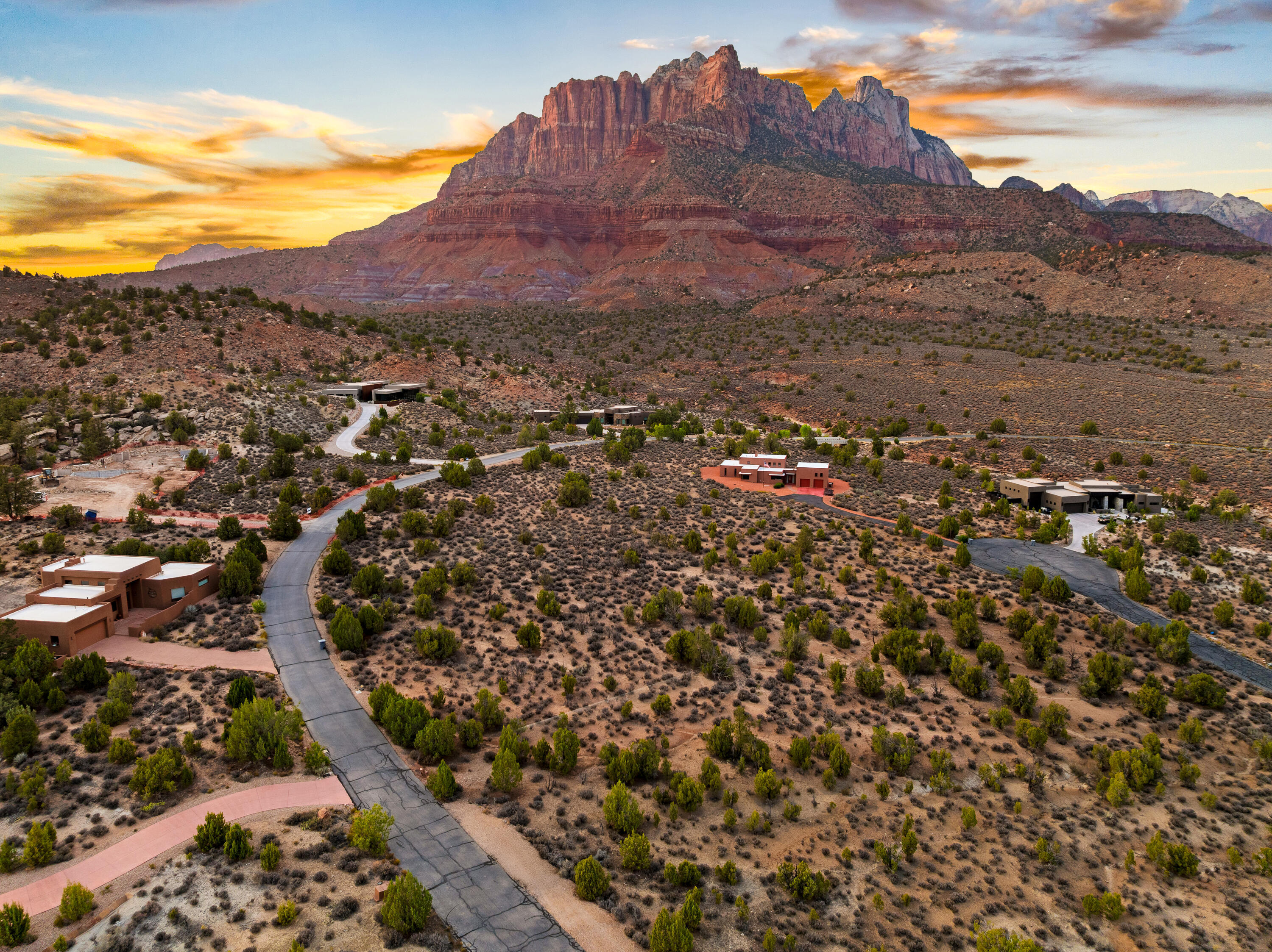 Property Photo: 2545 Anasazi Way 74 UT 84767
