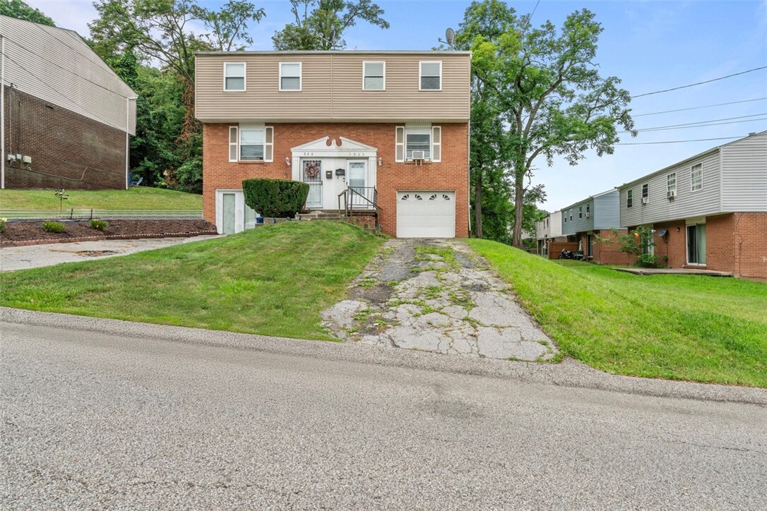 Property Photo: 3525 Middletown Rd PA 15204