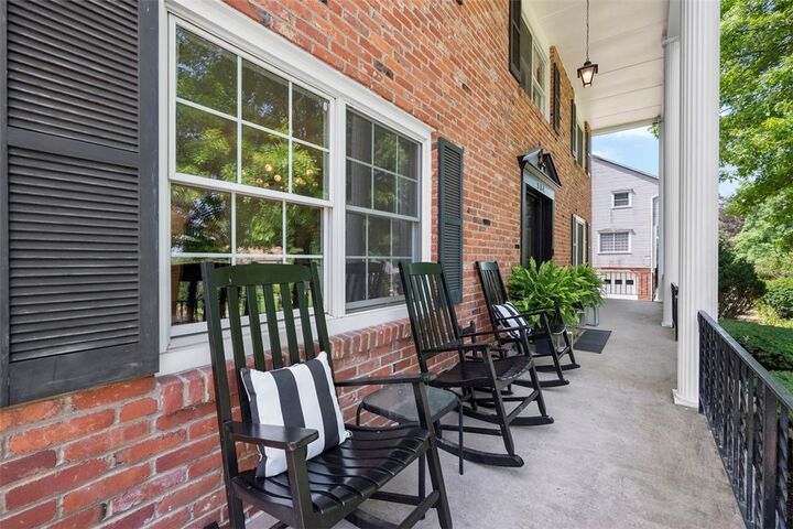 Property Photo: 584 Harrogate Rd PA 15241