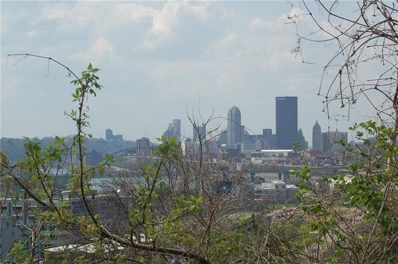 Property Photo: 3513 Wakefield St PA 15213