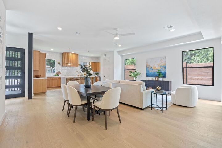 Property Photo: 1510 Holly Street 1 TX 78702