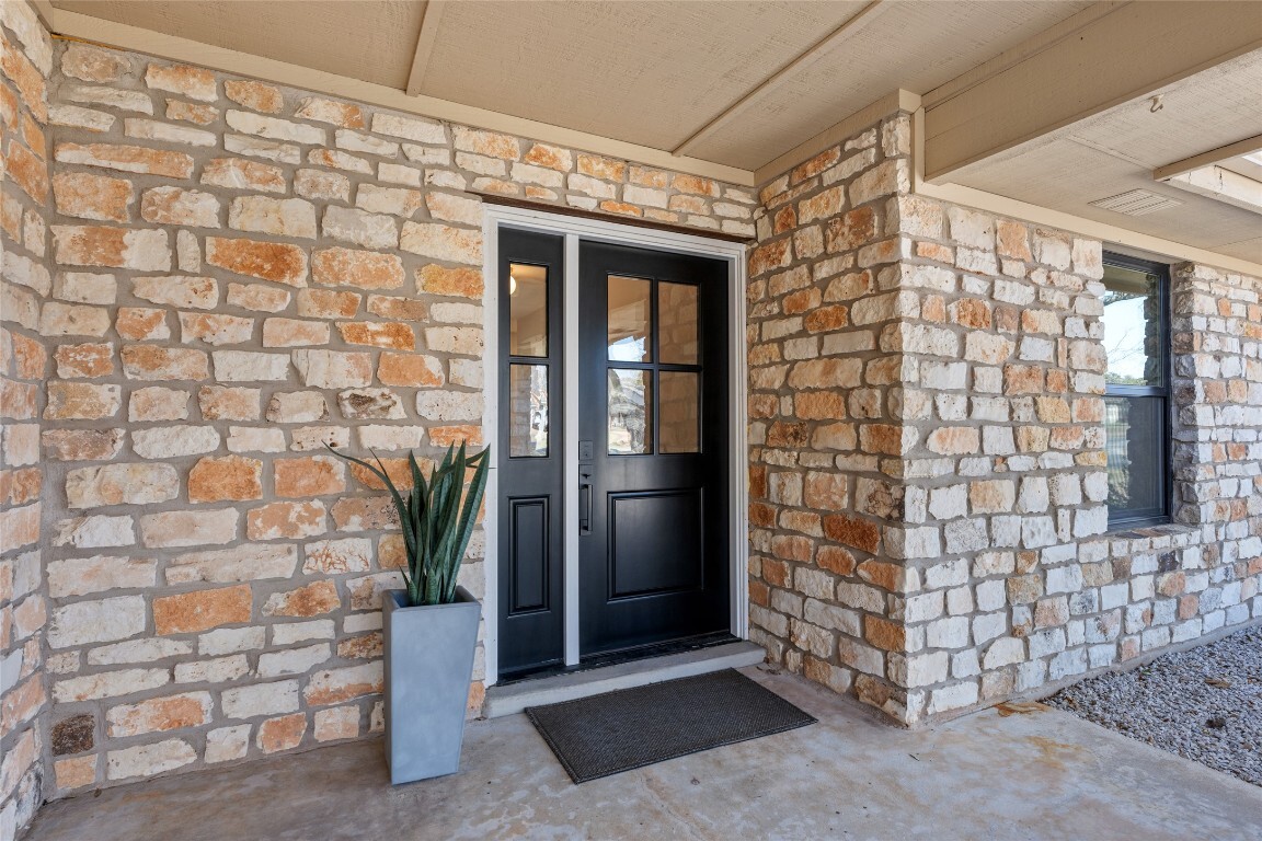 Property Photo: 3903 Emerald Hill Drive TX 78681