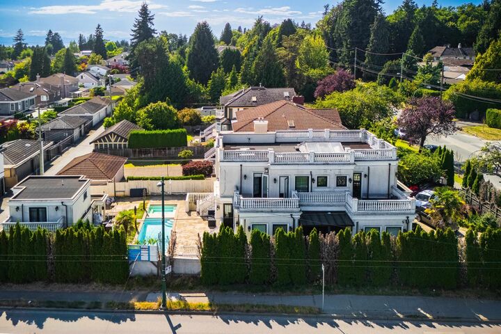 Property Photo: 1010 W 57th Avenue BC V6P 1S5