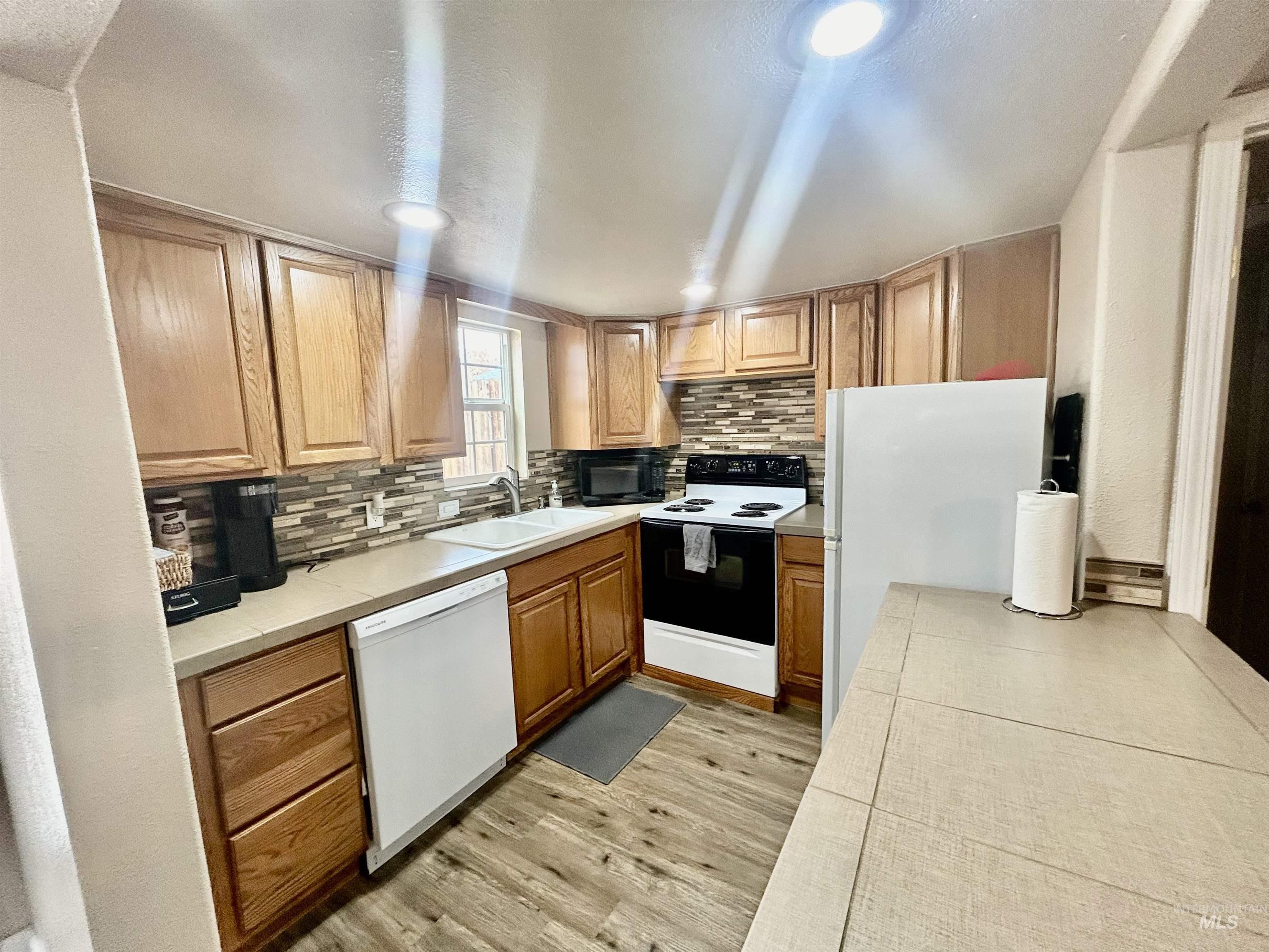 Property Photo:  1704 S Vista Ave.  ID 83705 