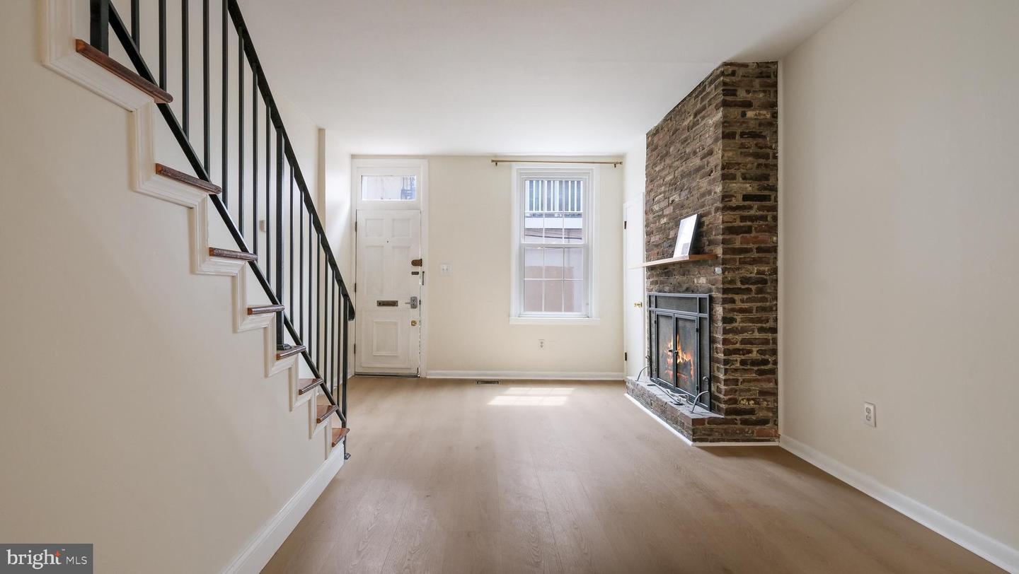 Property Photo: 250 S Alder Street PA 19107