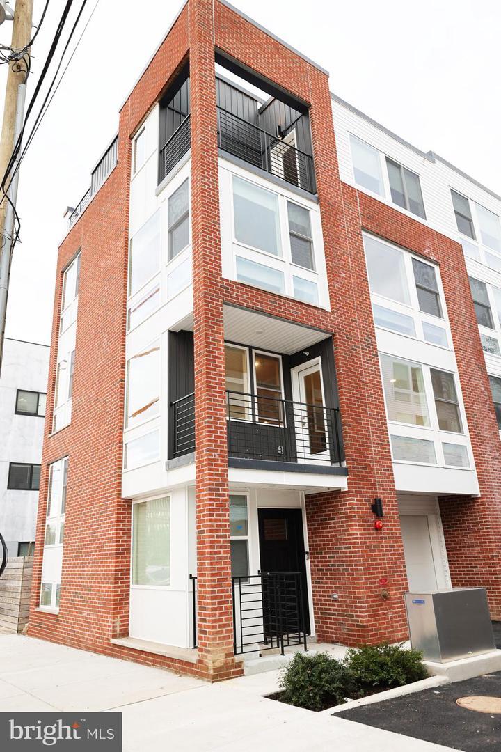 Property Photo:  1500 N Randolph Street 1  PA 19122 