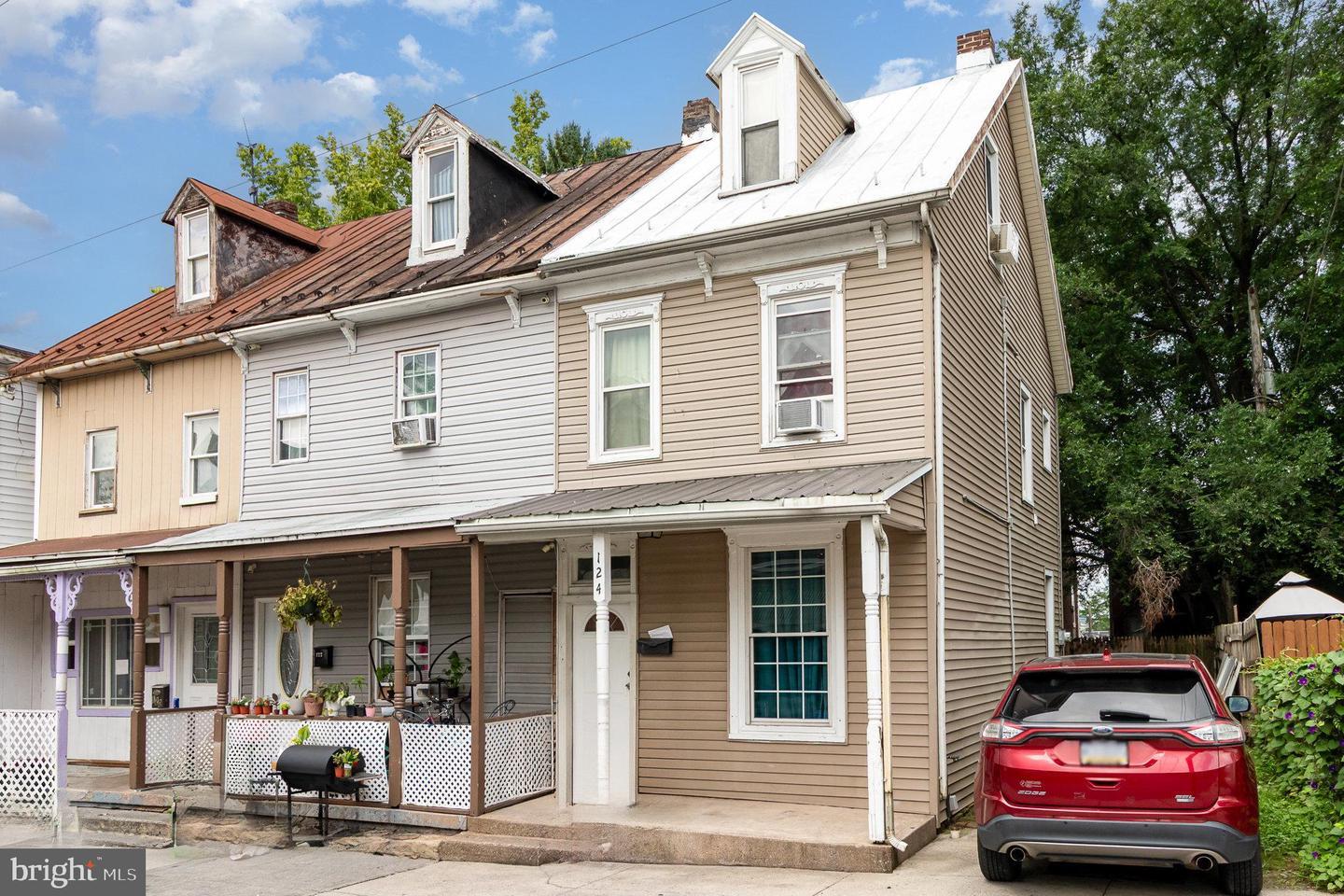 124 Balm Street  Harrisburg PA 17103 photo