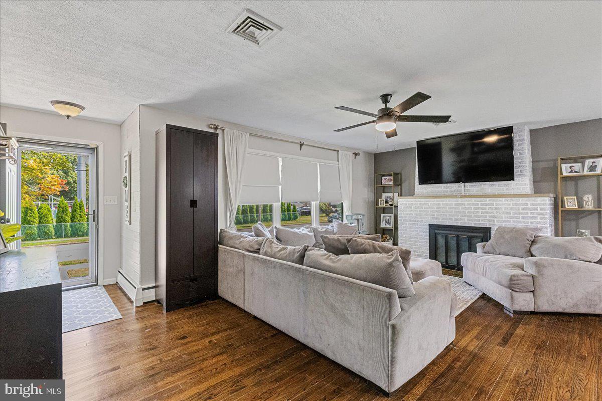 Property Photo:  22 White Stag Drive  NJ 08620 