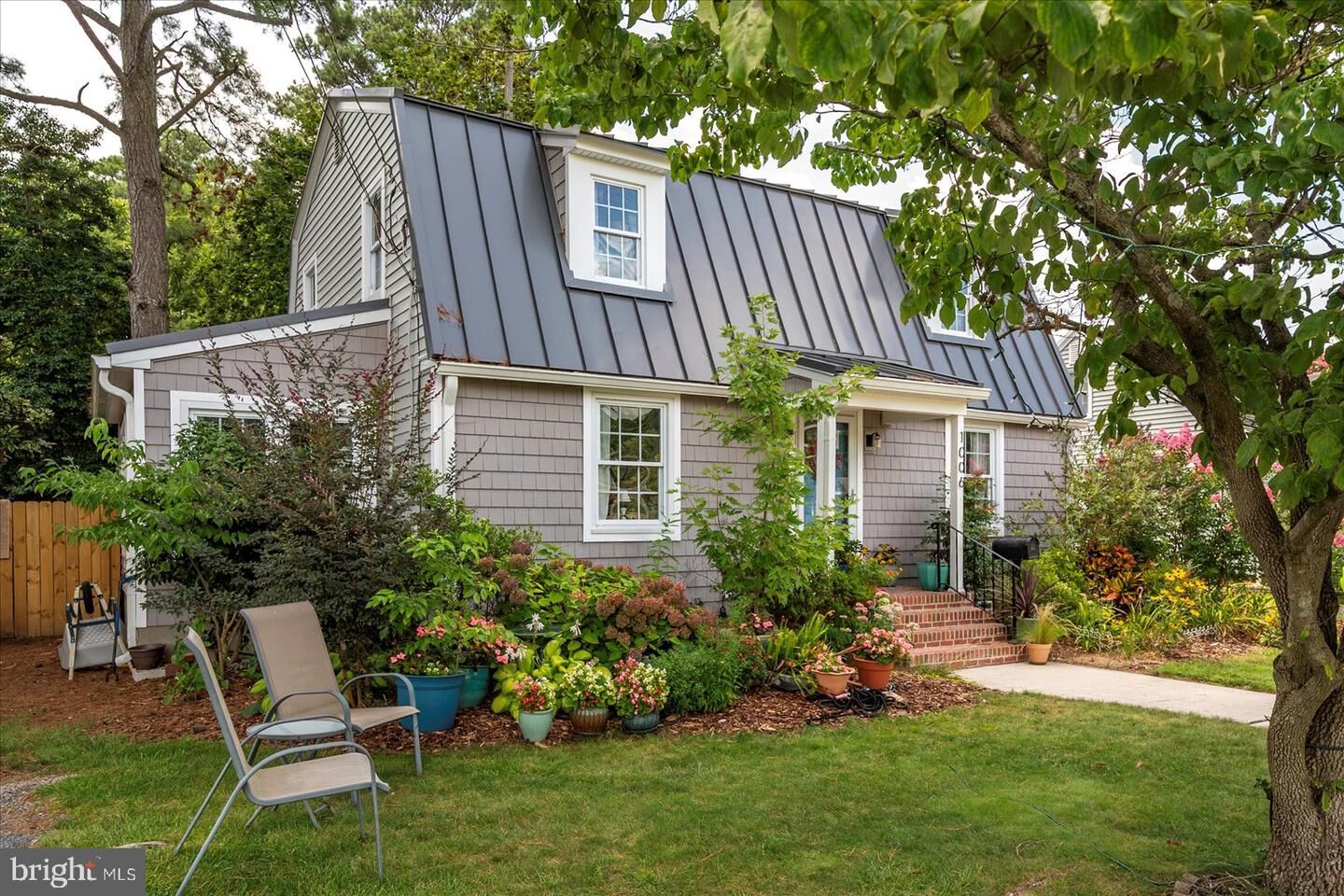 Property Photo:  1006 Evergreen Ave  MD 21801 
