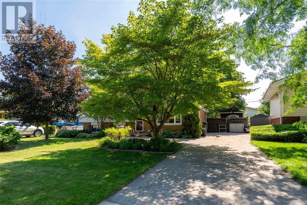 Property Photo: 508 Belmont Avenue ON N0N 1G0