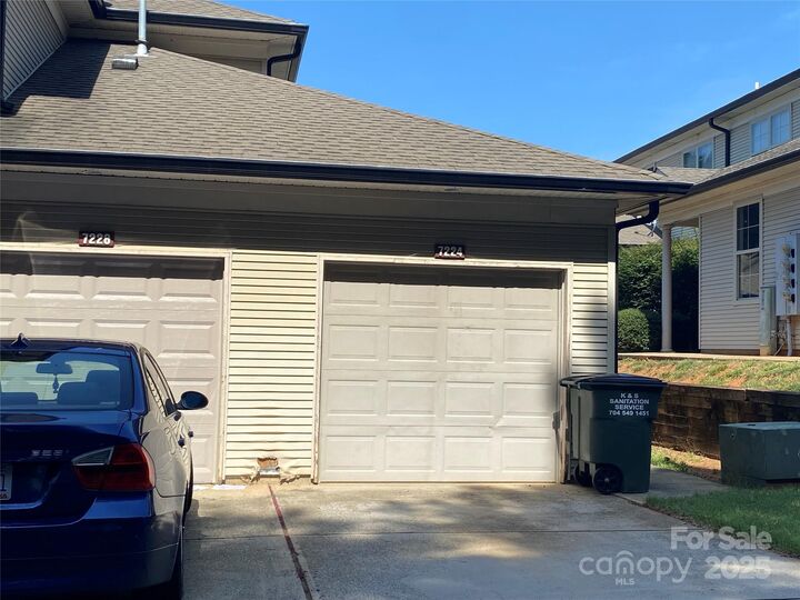 Property Photo:  7224 Michaels Landing Drive  NC 28262 