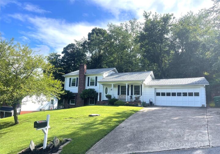 17 Lynwood Circle  Asheville NC 28806 photo